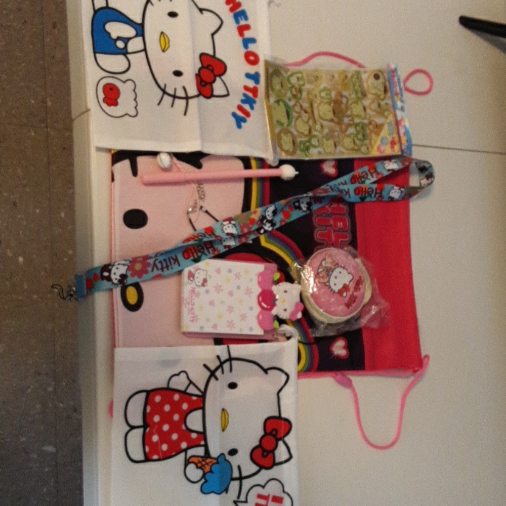 Hello kitty pack includes pin notepad stickers